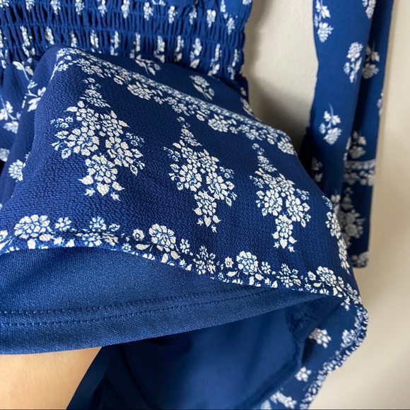 Y2K Romper Womens XS Flowy Floral Long Sleeve Bell Drapey Indie Flowey‎ Milky - Picture 4 of 10